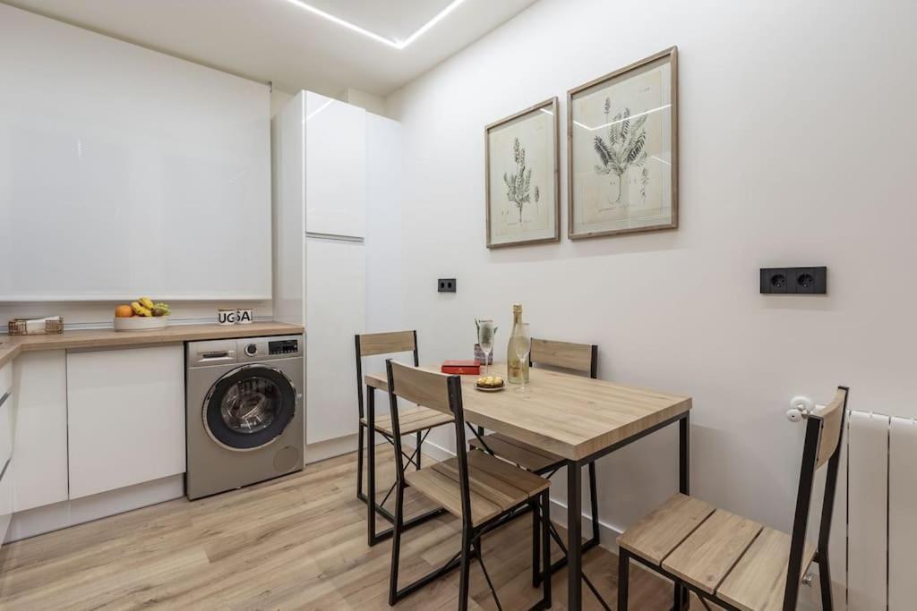 Luxury De Conde Cifuentes Apartment