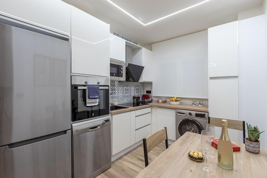 Apartament Luxury De Conde Cifuentes Grenada